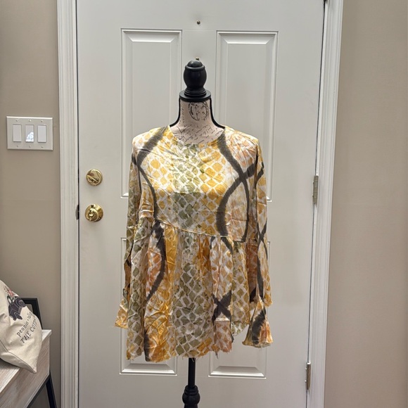 NWT Oversized XXS Open Teaspoon Mystic Magique Top (frayed sleeve edge & bottom) - Picture 1 of 8